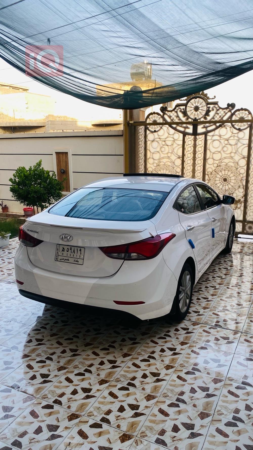 Hyundai Elantra